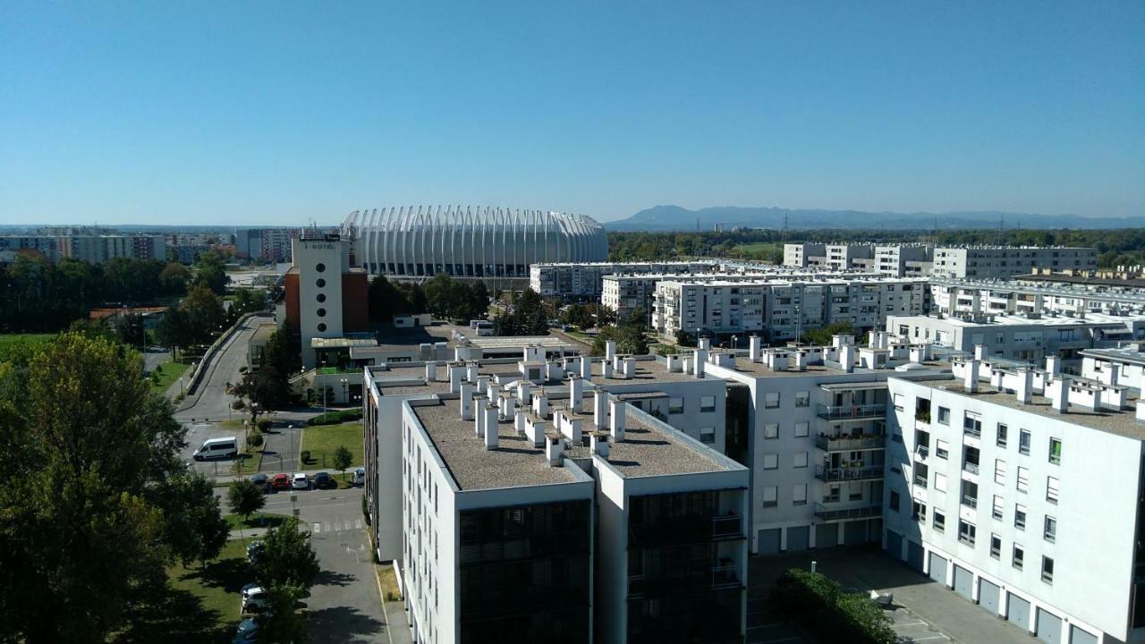 Apartman Nadja Arena Zagreb Exterior foto