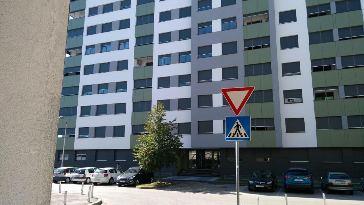Apartman Nadja Arena Zagreb Exterior foto